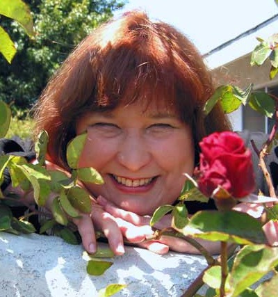 Anne R. Allen logo